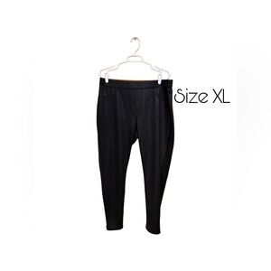 🖤 No Boundaries Faux Leather Jeggings – Women’s XL (15–17) 🖤